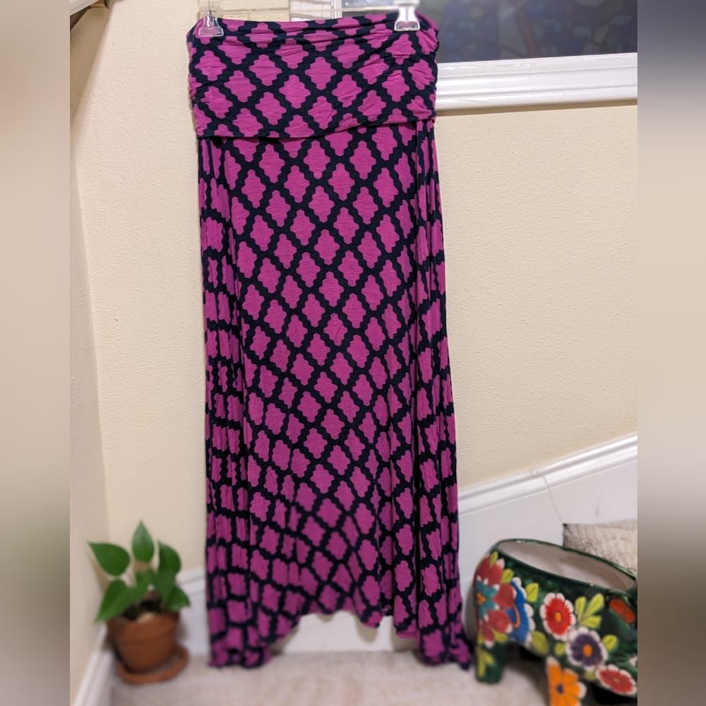 Hourglass Lilly Women's Medium Maxi Skirt